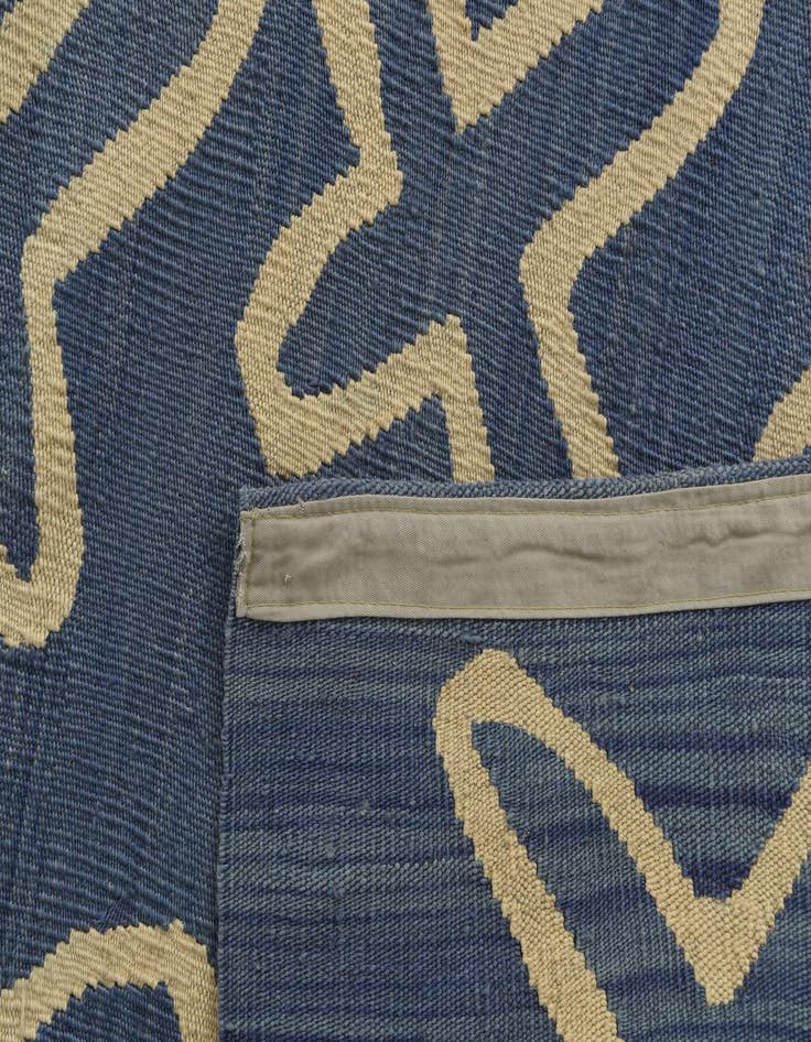 Detail image of  5' 3 x 6' 5  Hand Woven Kilim Modern Wool Rug