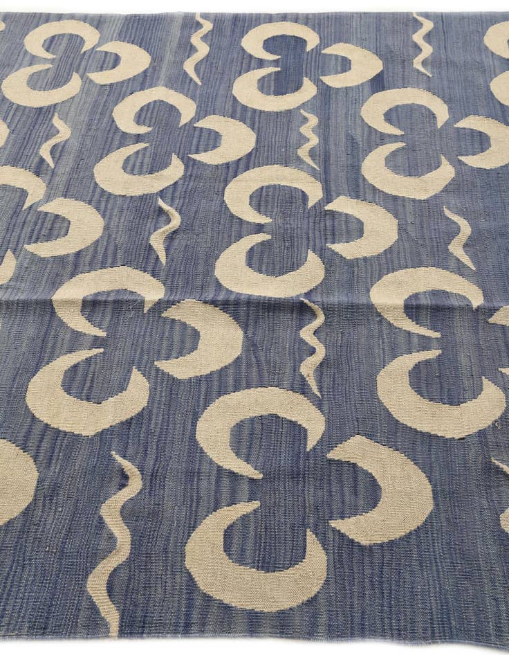 Detail image of 5' 10 x 7' 7 Hand Woven Kilim Modern Wool Rug