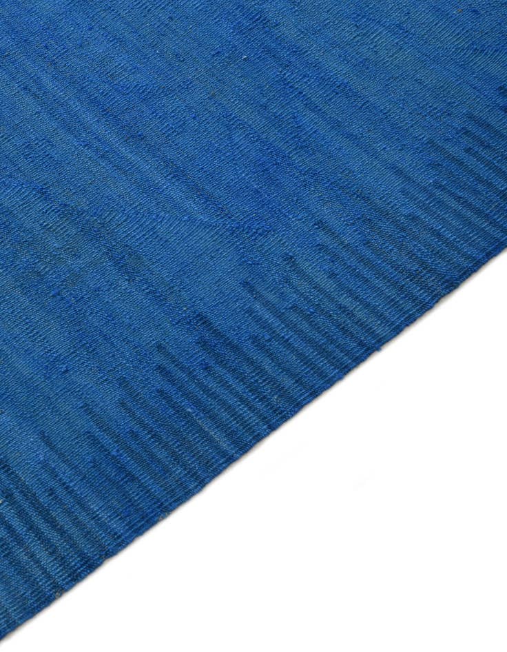 Detail image of  6' 9 x 9' 9  Hand Woven Kilim Modern Wool Rug