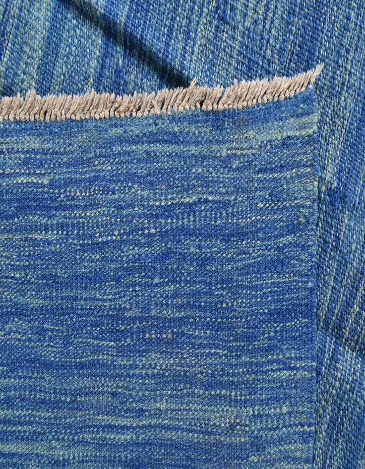 Detail image of  6' 7 x 9' 10  Hand Woven Kilim Modern Wool Rug