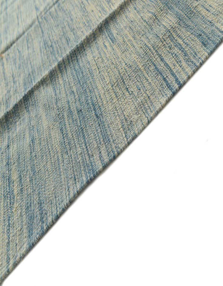 Detail image of  4' 2 x 6' 4  Hand Woven Kilim Modern Wool Rug