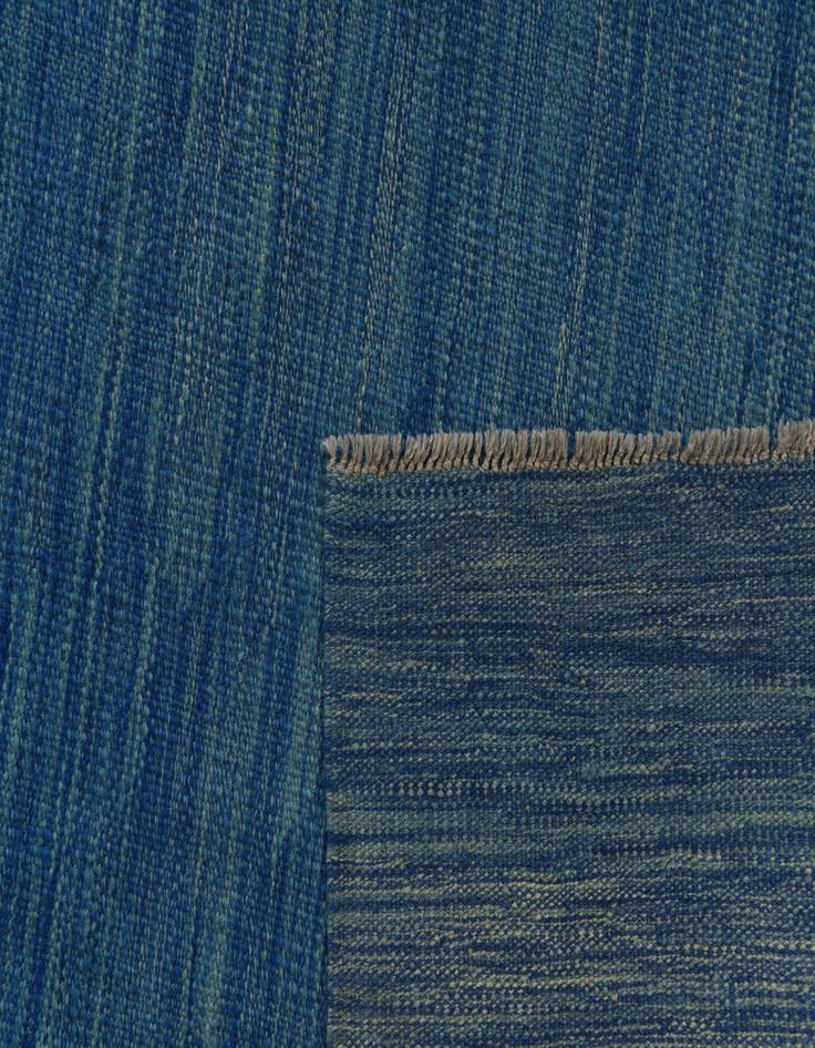 Detail image of  6' 6 x 10'  Hand Woven Kilim Modern Wool Rug