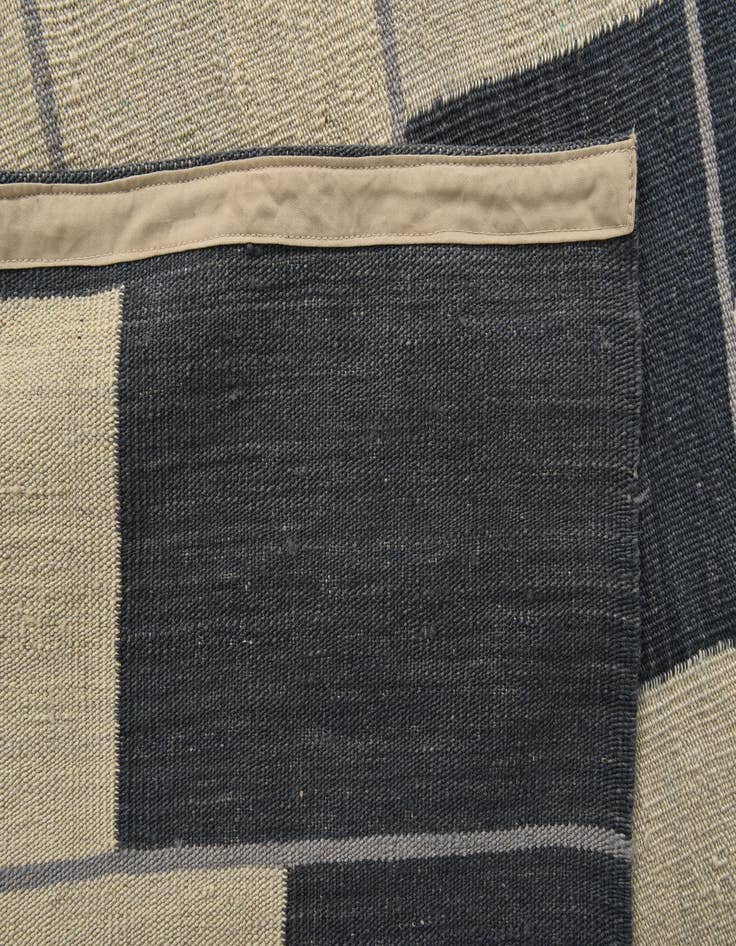 Detail image of  10' 3 x 12' 11  Hand Woven Kilim Modern Wool Rug