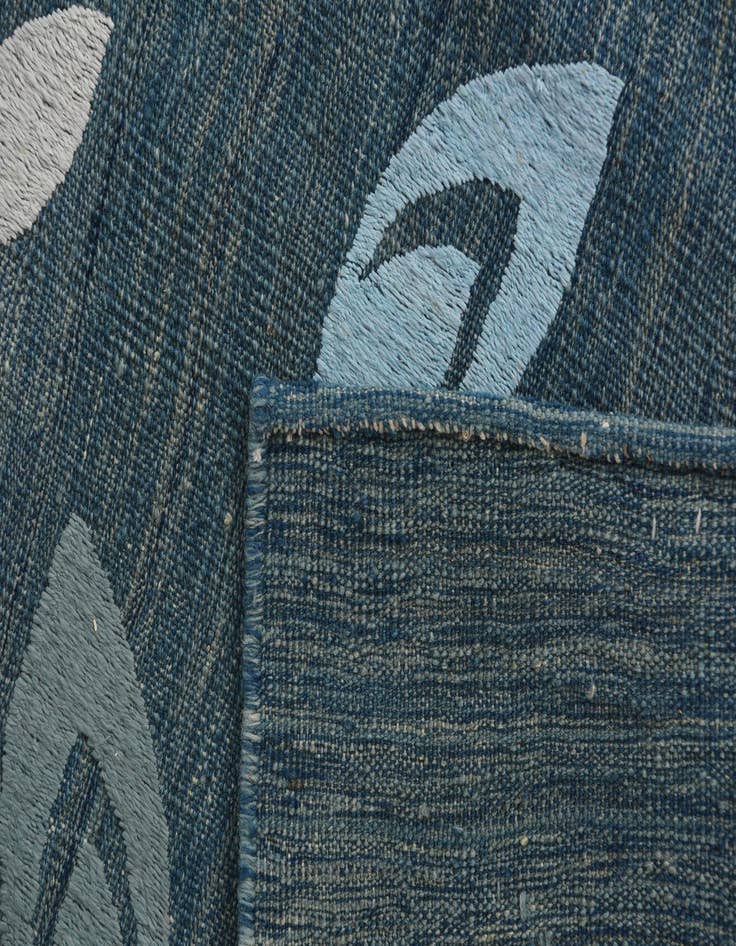 Detail image of  5' 10 x 8' 5  Hand Woven Kilim Modern Rug