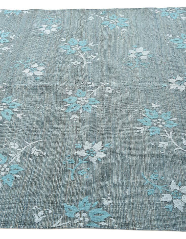 Detail image of  5' 5 x 7' 11  Hand Woven Kilim Modern Rug