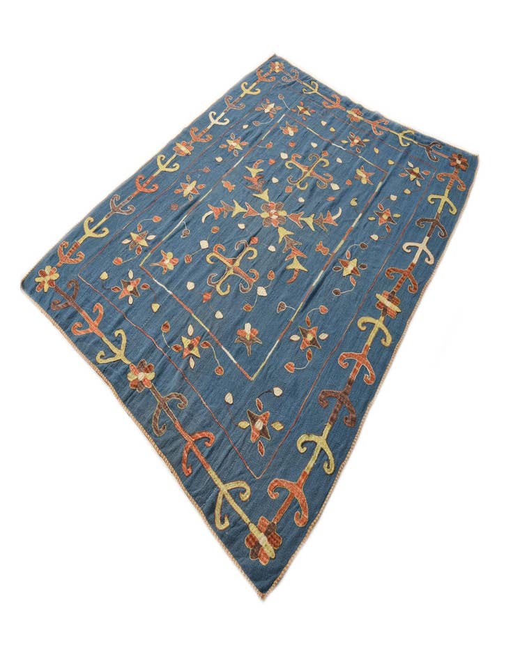 Detail image of  5' 10 x 7' 7  Hand Woven Kilim Suzani Wool Rug