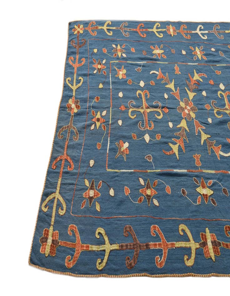 Detail image of  5' 10 x 7' 7  Hand Woven Kilim Suzani Wool Rug