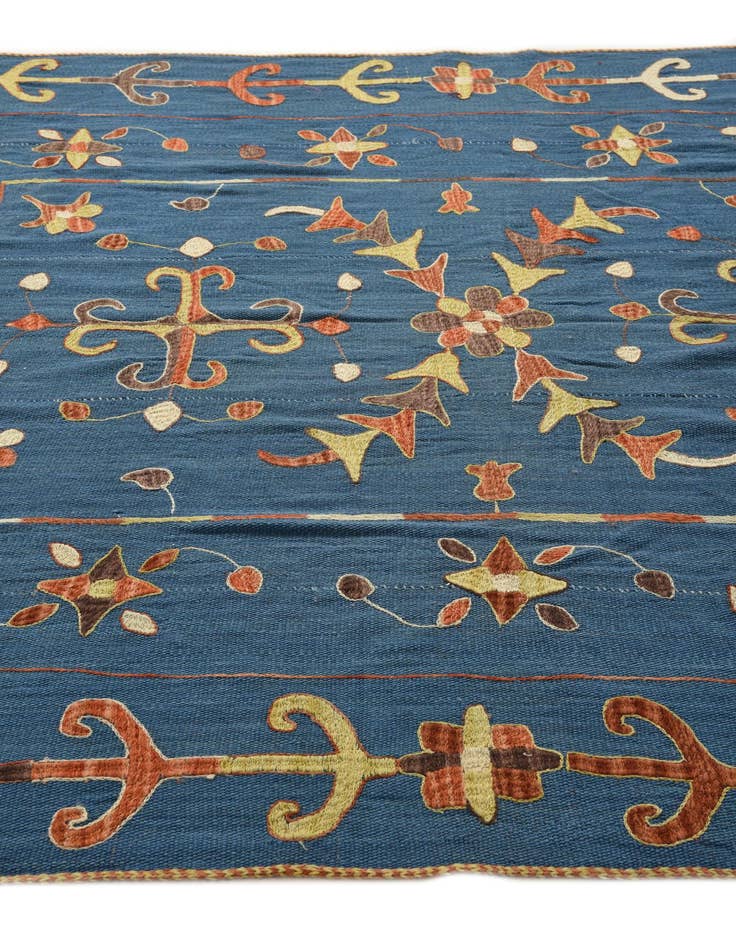 Detail image of  5' 10 x 7' 7  Hand Woven Kilim Suzani Wool Rug