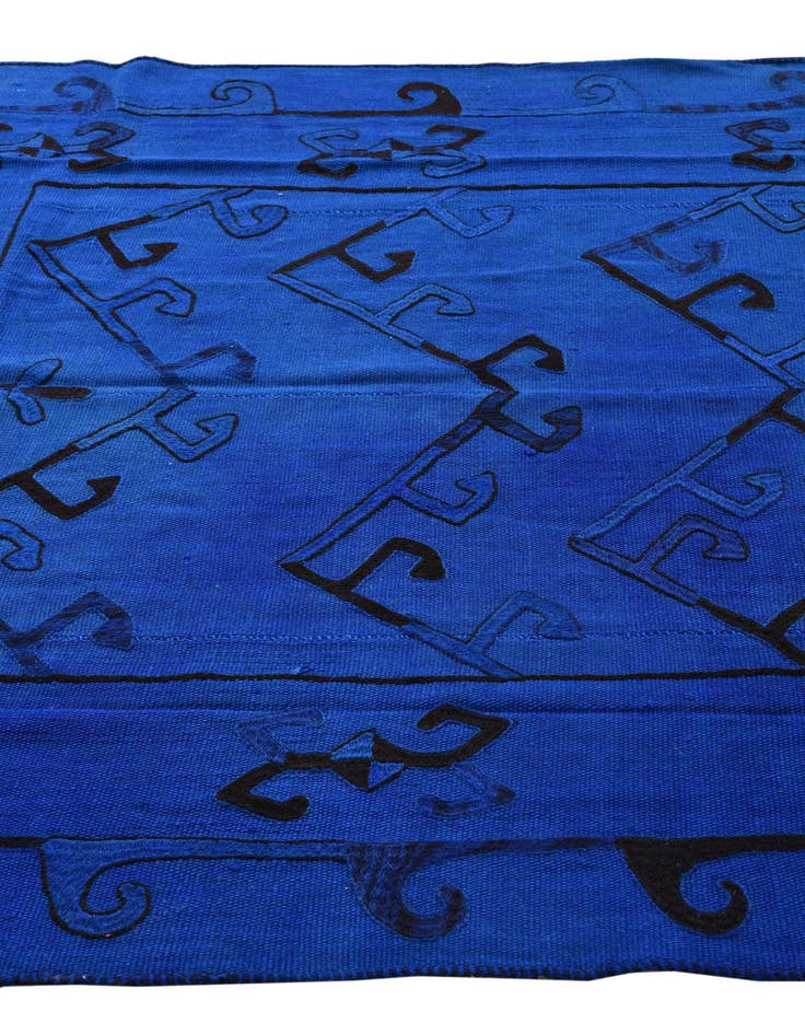 Detail image of  4' 8 x 6' 7  Hand Woven Kilim Suzani Wool Rug