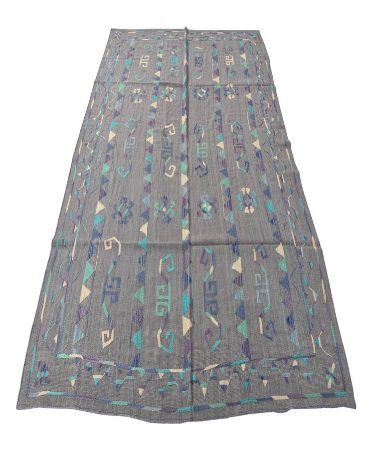 Detail image of  6' 5 x 8' 8  Hand Woven Kilim Suzani Wool Rug