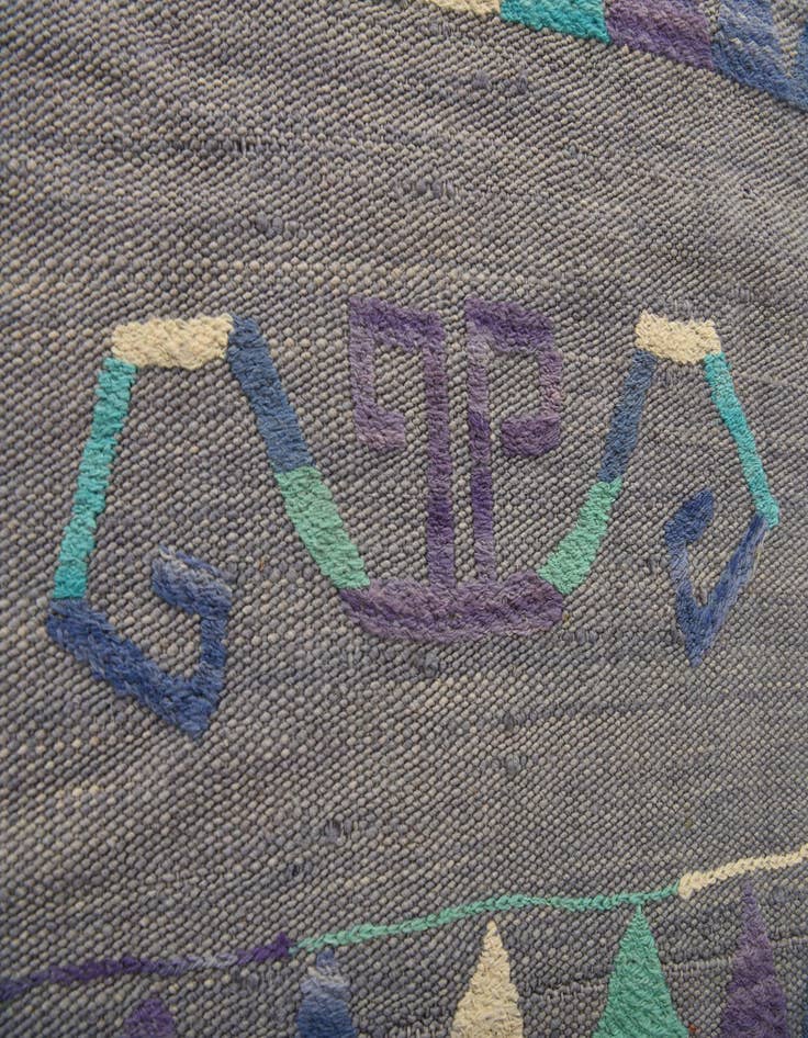 Detail image of  6' 5 x 8' 8  Hand Woven Kilim Suzani Wool Rug