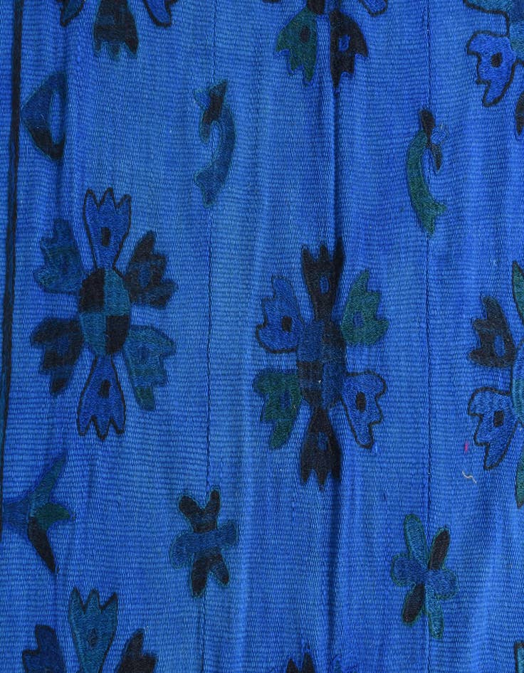 Detail image of  5' 8 x 7' 5  Hand Woven Kilim Suzani Wool Rug