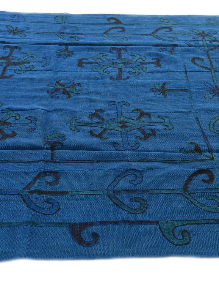 Detail image of  5' 6 x 7' 7  Hand Woven Kilim Suzani Wool Rug