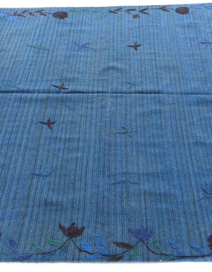 Detail image of  5' 6 x 7' 9  Hand Woven Kilim Suzani Wool Rug