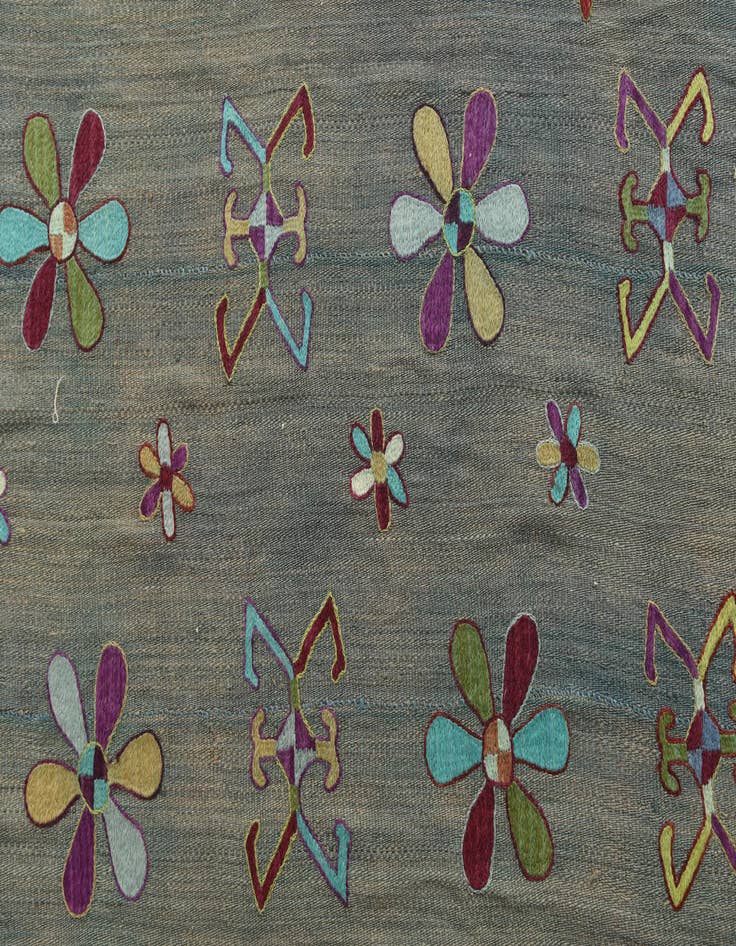 Detail image of  6' 3 x 8' 7  Hand Woven Kilim Suzani Wool Rug