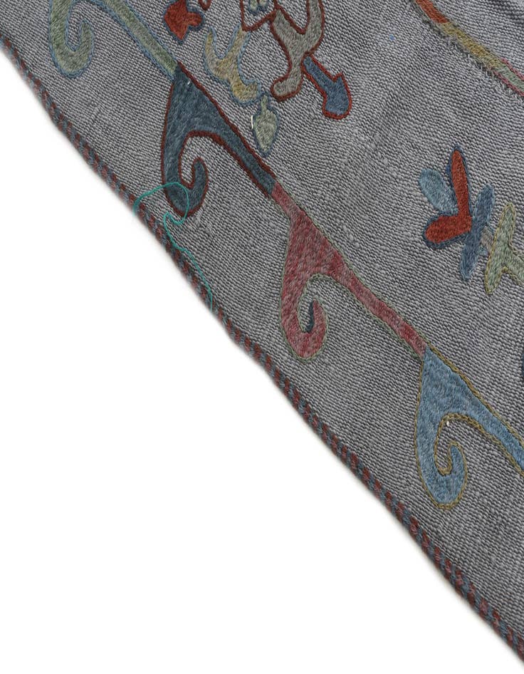 Detail image of  5' 10 x 7' 2  Hand Woven Kilim Suzani Wool Rug