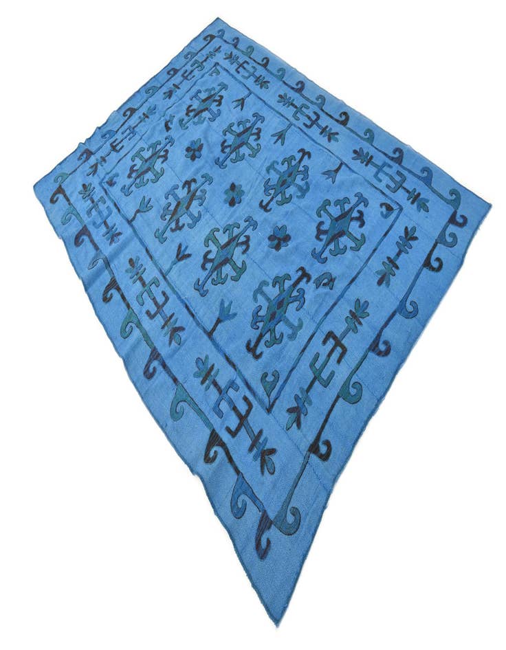 Detail image of  5' 7 x 7' 4  Hand Woven Kilim Suzani Wool Rug