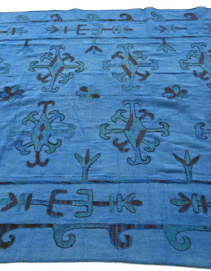 Detail image of  5' 7 x 7' 4  Hand Woven Kilim Suzani Wool Rug