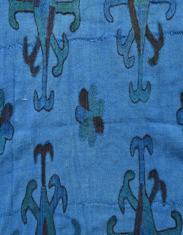 Detail image of  5' 7 x 7' 4  Hand Woven Kilim Suzani Wool Rug