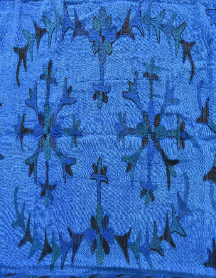 Detail image of  5' 4 x 7' 6  Hand Woven Kilim Suzani Wool Rug