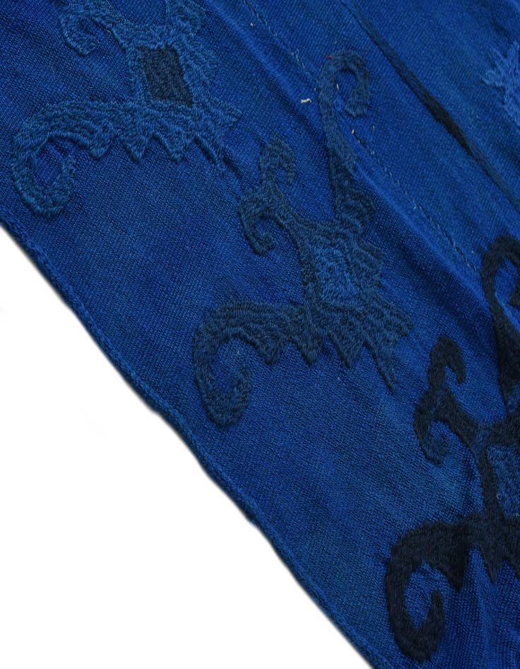 Detail image of  4' 9 x 5' 6  Hand Woven Kilim Suzani Wool Rug