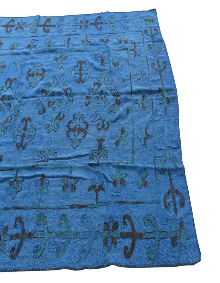 Detail image of  5' 9 x 7' 9  Hand Woven Kilim Suzani Wool Rug