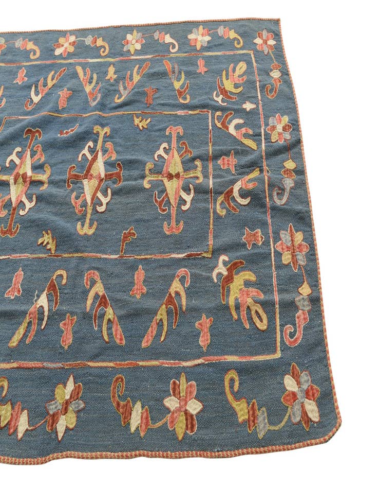 Detail image of  5' x 6' 9  Hand Woven Kilim Suzani Wool Rug