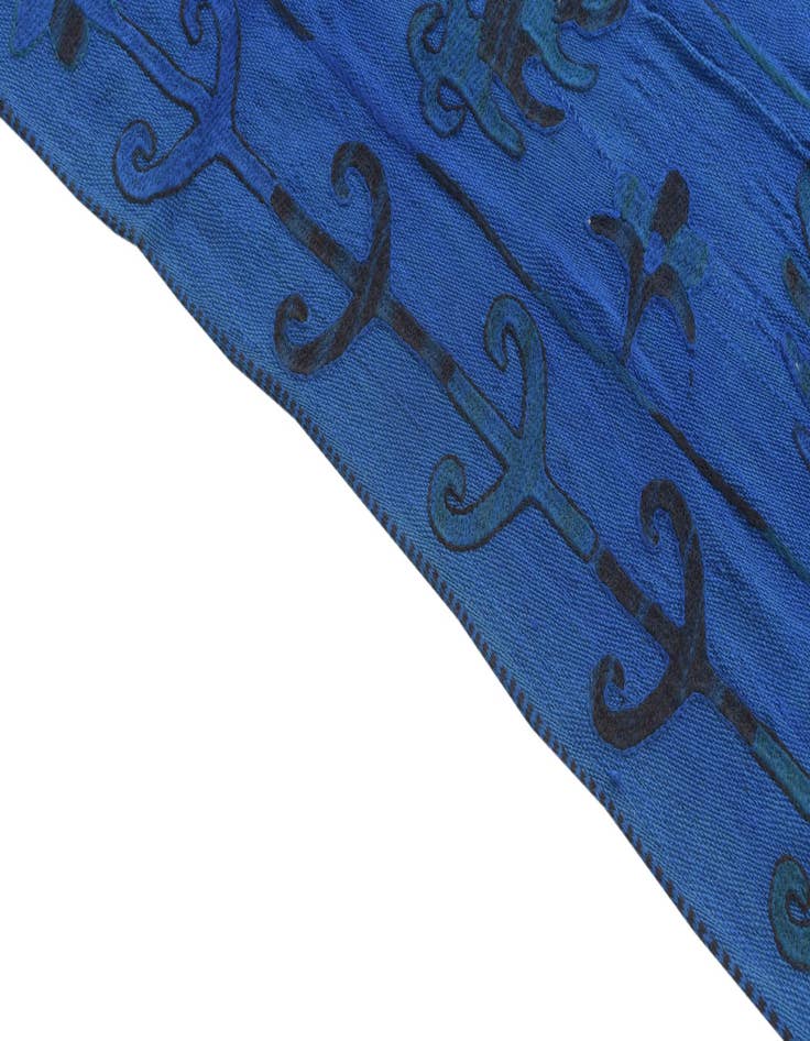 Detail image of  6' 4 x 9' 2  Hand Woven Kilim Suzani Wool Rug