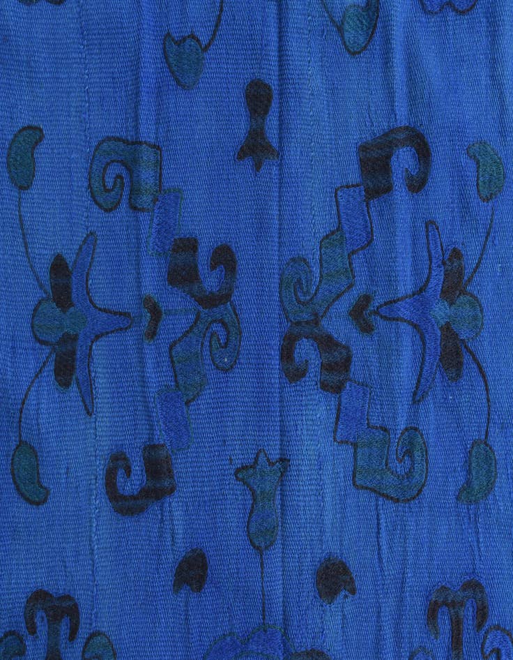 Detail image of  6' 4 x 9' 2  Hand Woven Kilim Suzani Wool Rug