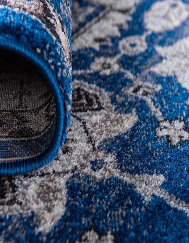 Detail image of  9' x 12' 2 Legacy Rug