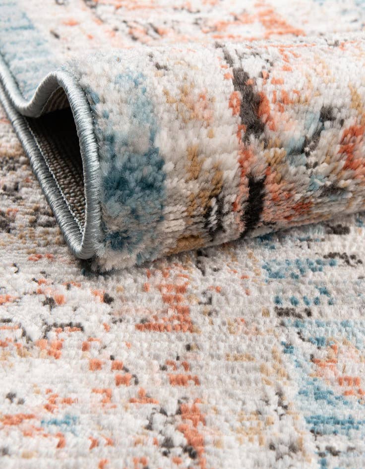 Detail image of  5' 3 x 7' Leipzig Rug