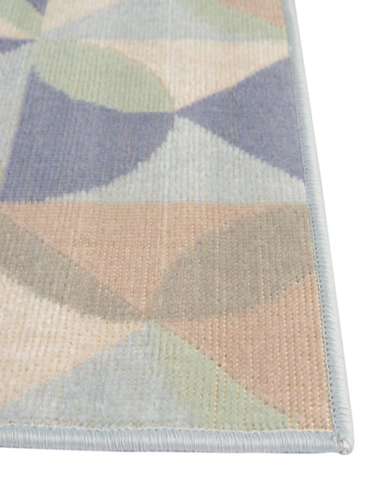 Detail image of 4' x 6' Lotus Rug