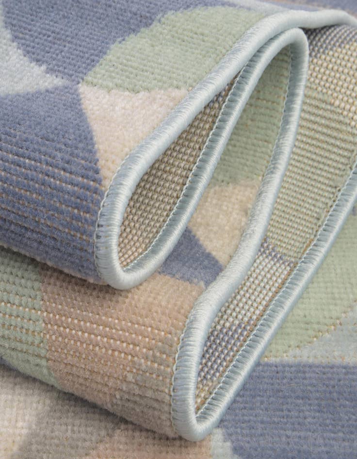 Detail image of 4' x 6' Lotus Rug