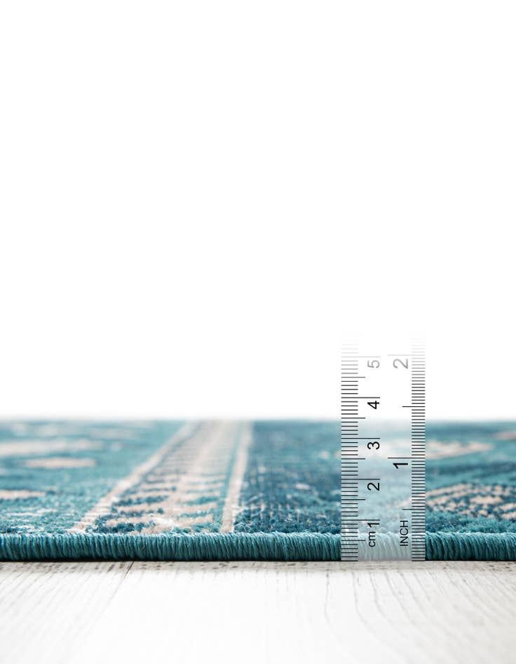 Detail image of 9' x 12' Lucerne Rug