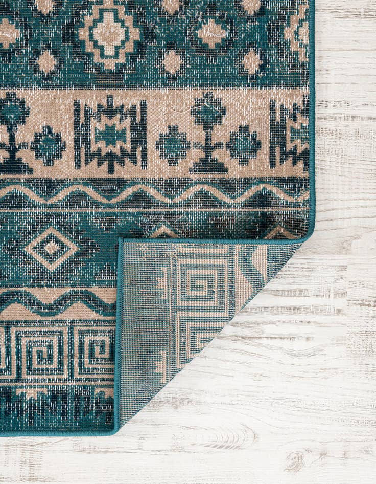 Detail image of 9' x 12' Lucerne Rug