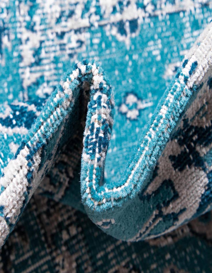 Detail image of  4' x 6' Lucerne Rug