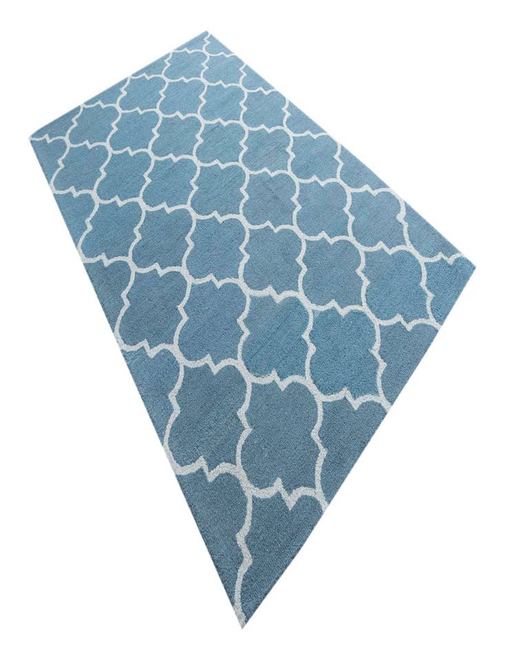 Detail image of  5' 1 x 8' Luna Rug