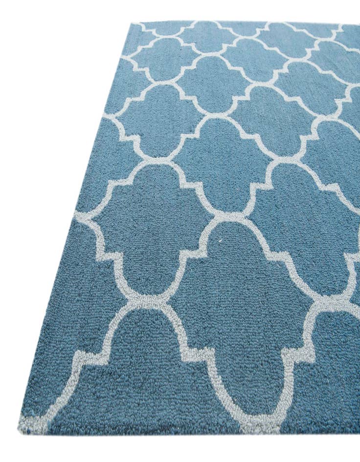 Detail image of  5' 1 x 8' Luna Rug