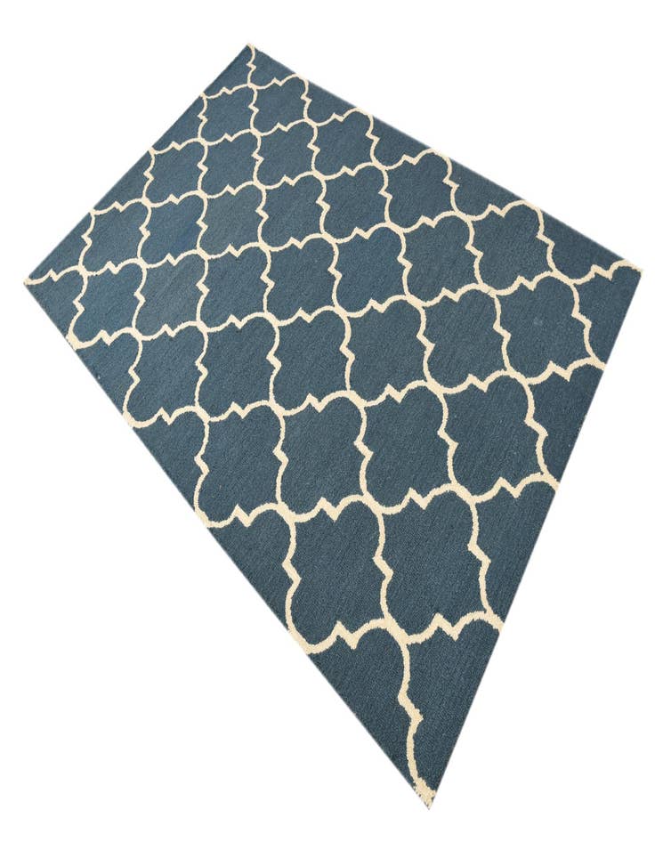 Detail image of  5' x 7' 10 Luna Rug