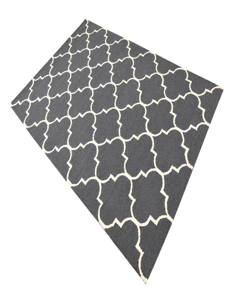 Detail image of  5' 1 x 7' 10 Luna Rug