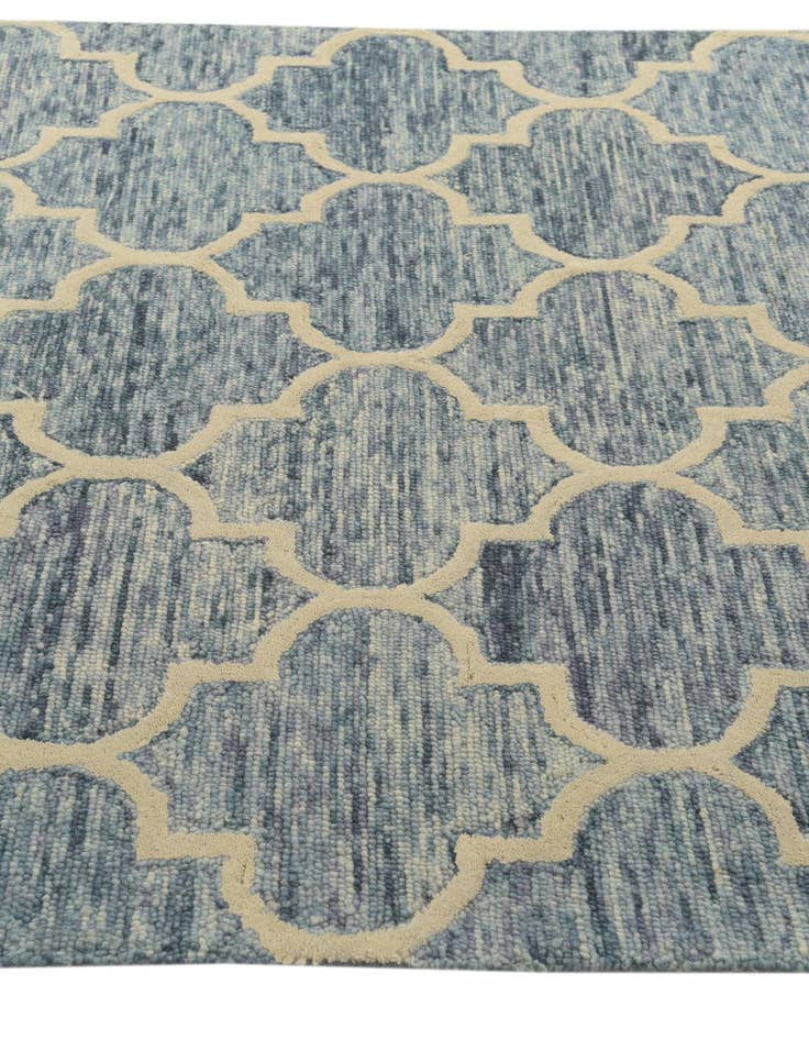 Detail image of  5' 1 x 8' Luna Wool Rug