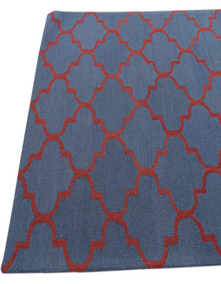 Detail image of  5' x 8' Luna Wool Rug