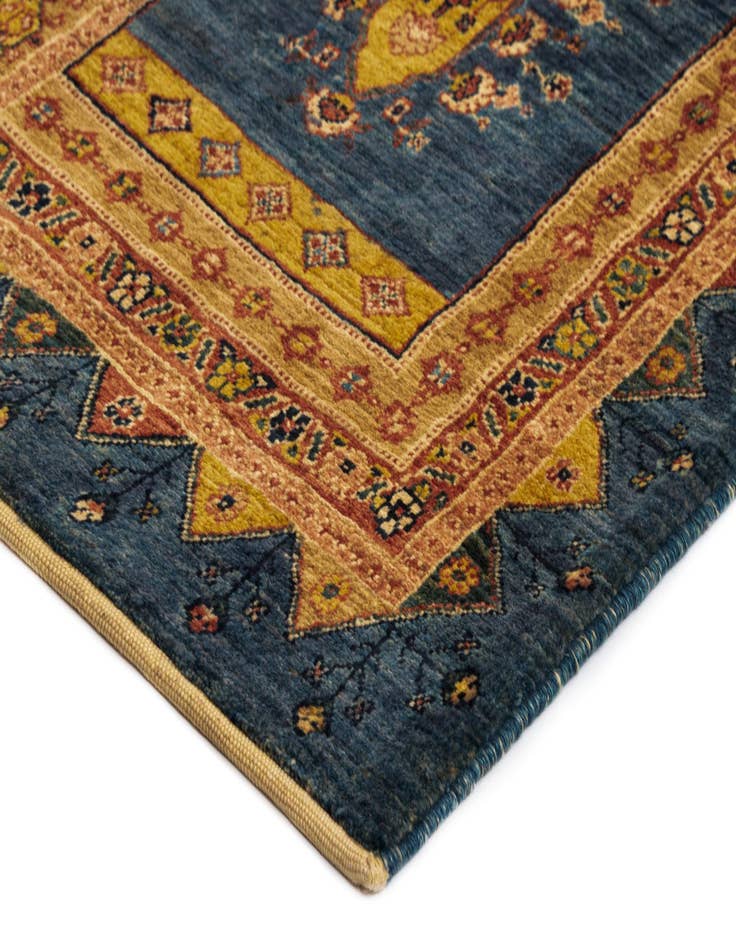 Detail image of  5' x 7' 5 Luribaft Wool Rug