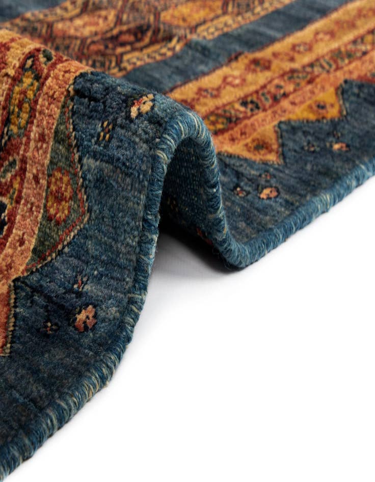 Detail image of  5' x 7' 5 Luribaft Wool Rug