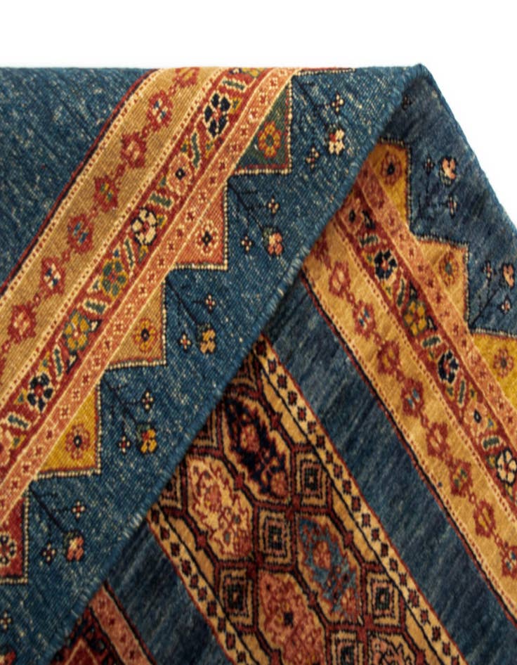 Detail image of  5' x 7' 5 Luribaft Wool Rug