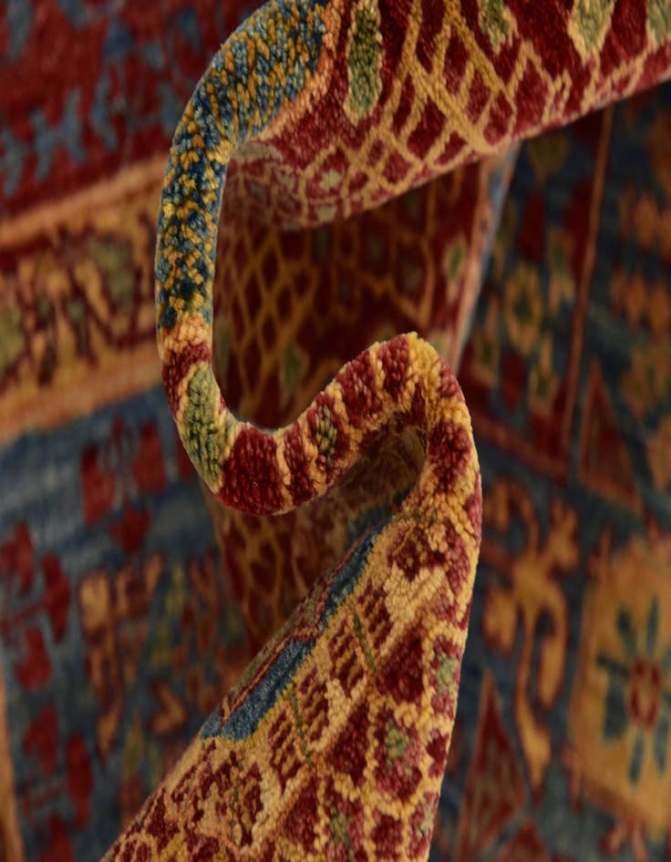 Detail image of  9' 10 x 14'  Hand Knotted Mamluk Ziegler Rug