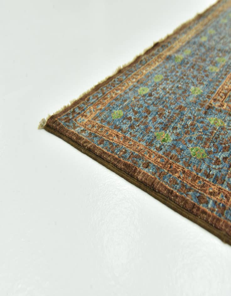 Detail image of  5' 8 x 7' 8  Hand Knotted Mamluk Ziegler Rug