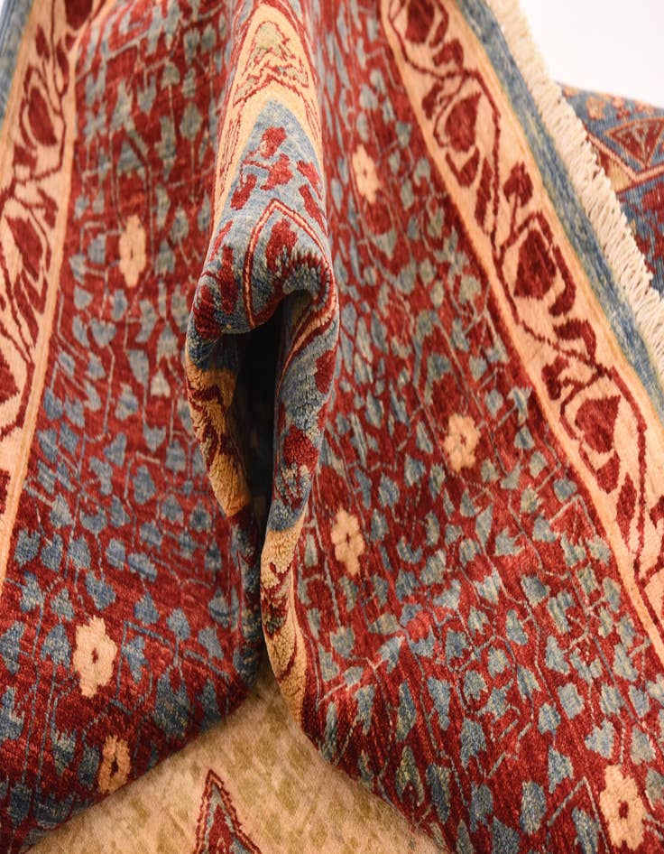 Detail image of  8' 3 x 9' 8  Hand Knotted Mamluk Ziegler Rug