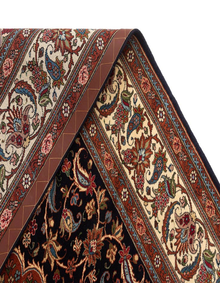 Detail image of  6' 9 x 9' 7 Mashad Wool Rug