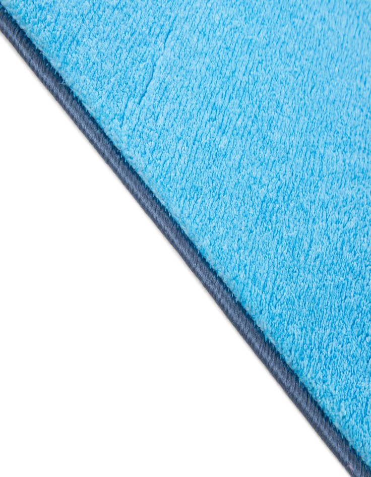 Detail image of  5' 2 x 7' 7 Medina Rug